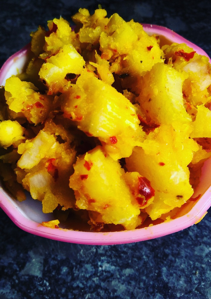 மரவள்ளிக் கிழங்கு மசாலா/கப்ப மசால் (kappa MAsala Recipe in tamil) செய்முறை முக்கிய புகைப்படம்