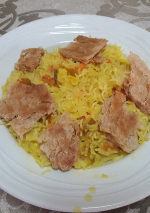 A picture of Vegan “Indian Chicken Biryani” 🍗.