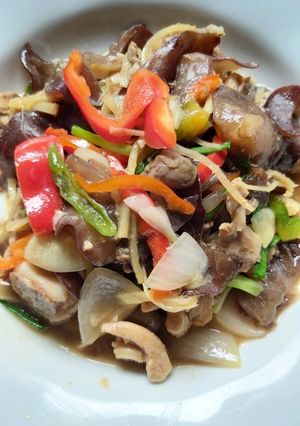 รูปของ ไก่ผัดขิง