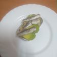 Ensalada de solsticio de sardinas con aguacate en lata