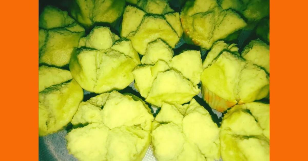 Resep Bolu Kukus Pandan Mekar Oleh Anjani Crew - Cookpad