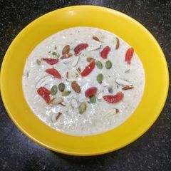 A picture of Oats apple kheer.