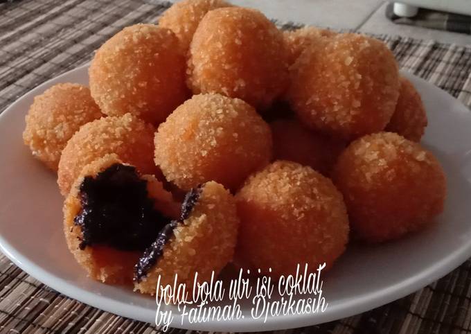 Resep Bola Bola Ubi Isi Coklat oleh Fatimah Djarkasih Resep Bola Bola Ubi Isi Coklat oleh Fatimah Djarkasih