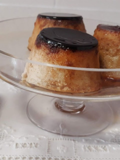 Una foto de Flan de peras