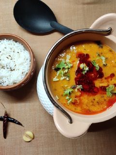 લસુની દાલ તડકા (Lasuni Dal Tadka Recipe In Gujarati) રેસીપી મુખ્ય ફોટો