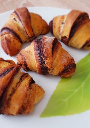Kovászos kakaós-fahéjas kiflicske recept fotója