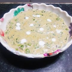 A picture of Methi matar malai.