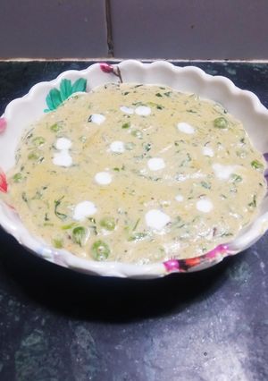 A picture of Methi matar malai.