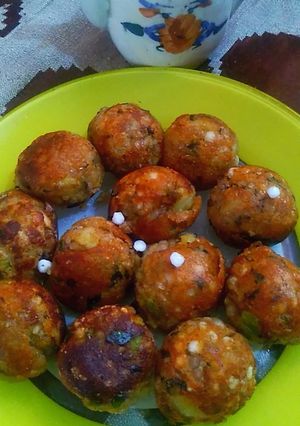 A picture of Sabudana Vada.
