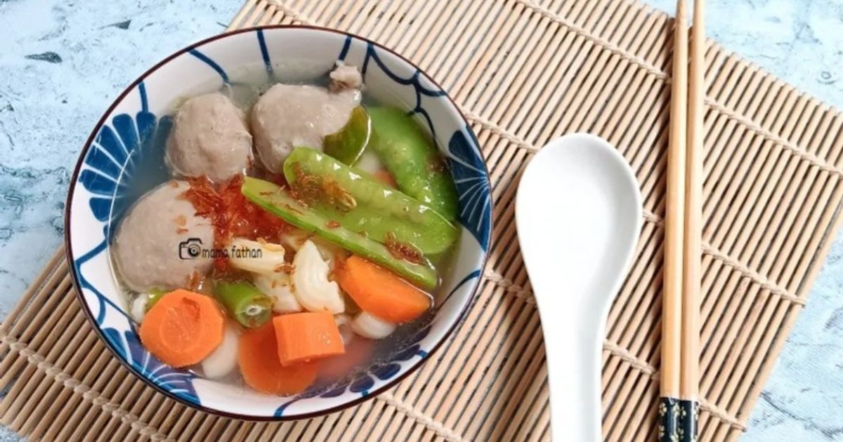 Sup bakso makaroni kapri