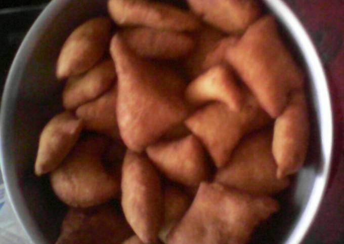 Bagaimana Membuat Crumbly Mandazi yang Bisa Manjain Lidah