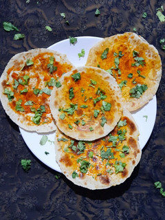 કરારી રોટી (Karari Roti Recipe In Gujarati) રેસીપી મુખ્ય ફોટો