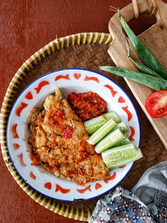 Foto resep Telur Dadar Sambal Penyet