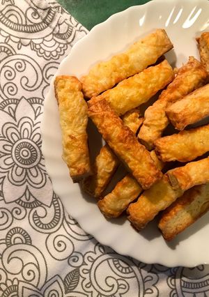 Egyszerű sajtos rúd 🧀 recept fotója
