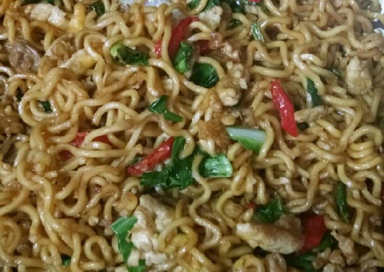 Mie Goreng Burung Dara