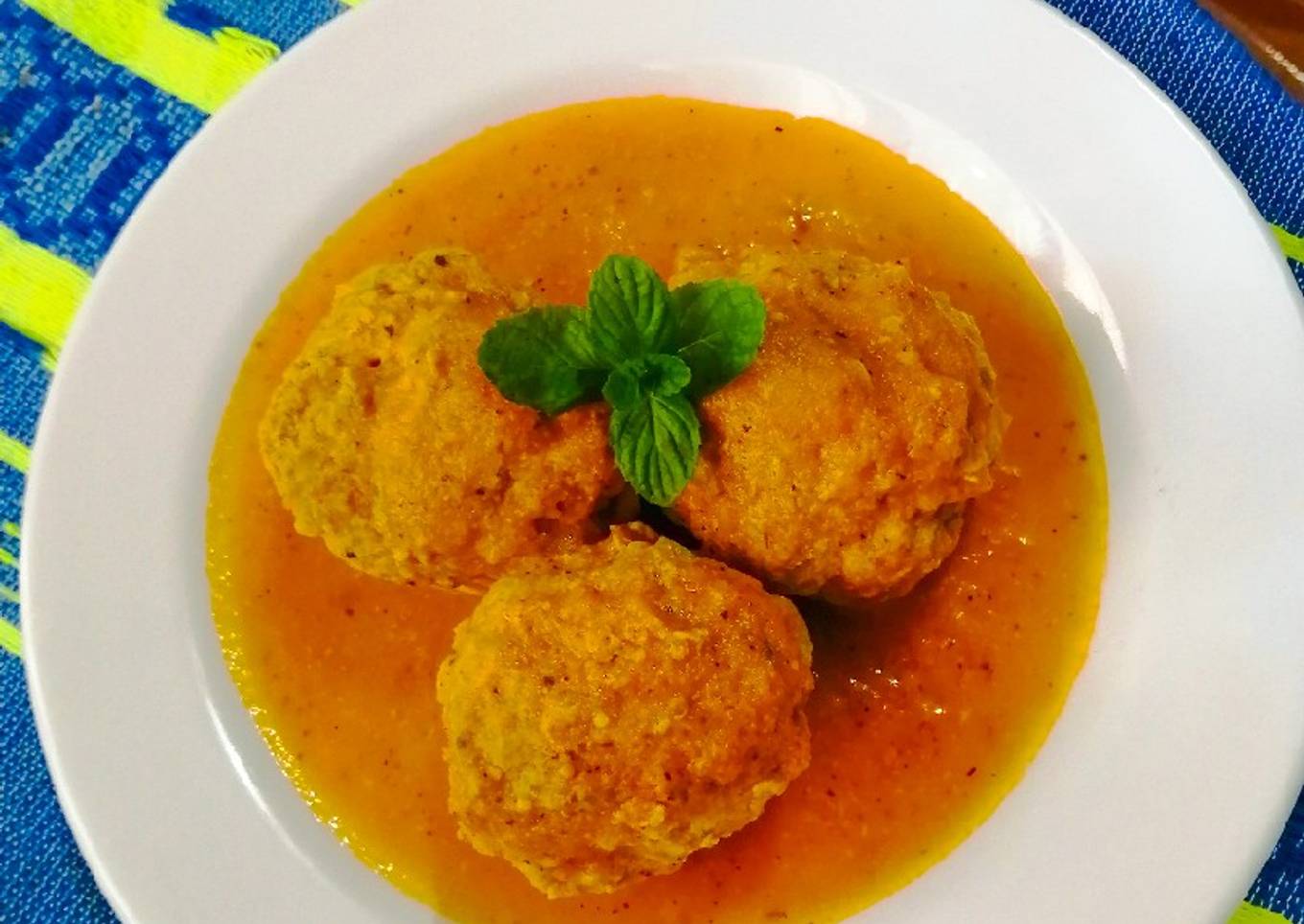 Albóndigas en salsa de tomate