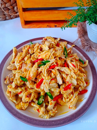 Resep Ayam suir pedas Menu Enak Dan Mudah Dibuat
