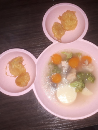 Resep Sup ikan salmon &amp; perkedel keju (mpasi 1yo+) Kekinian