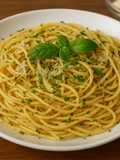Fokhagymás-olívaolajos spagetti
