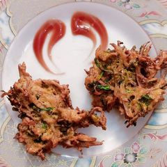 A picture of Vegetable Pakoray 😍😋.