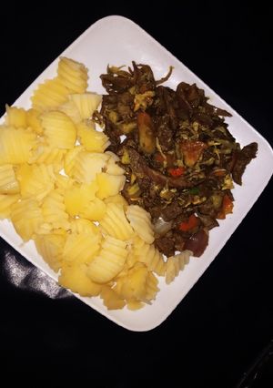 A picture of Potato and cabbage sauce.