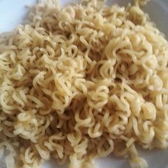 A picture of Cooked noodles.