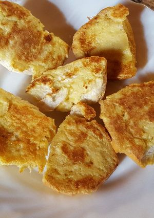 Una foto de Tostadas francesas versión salada