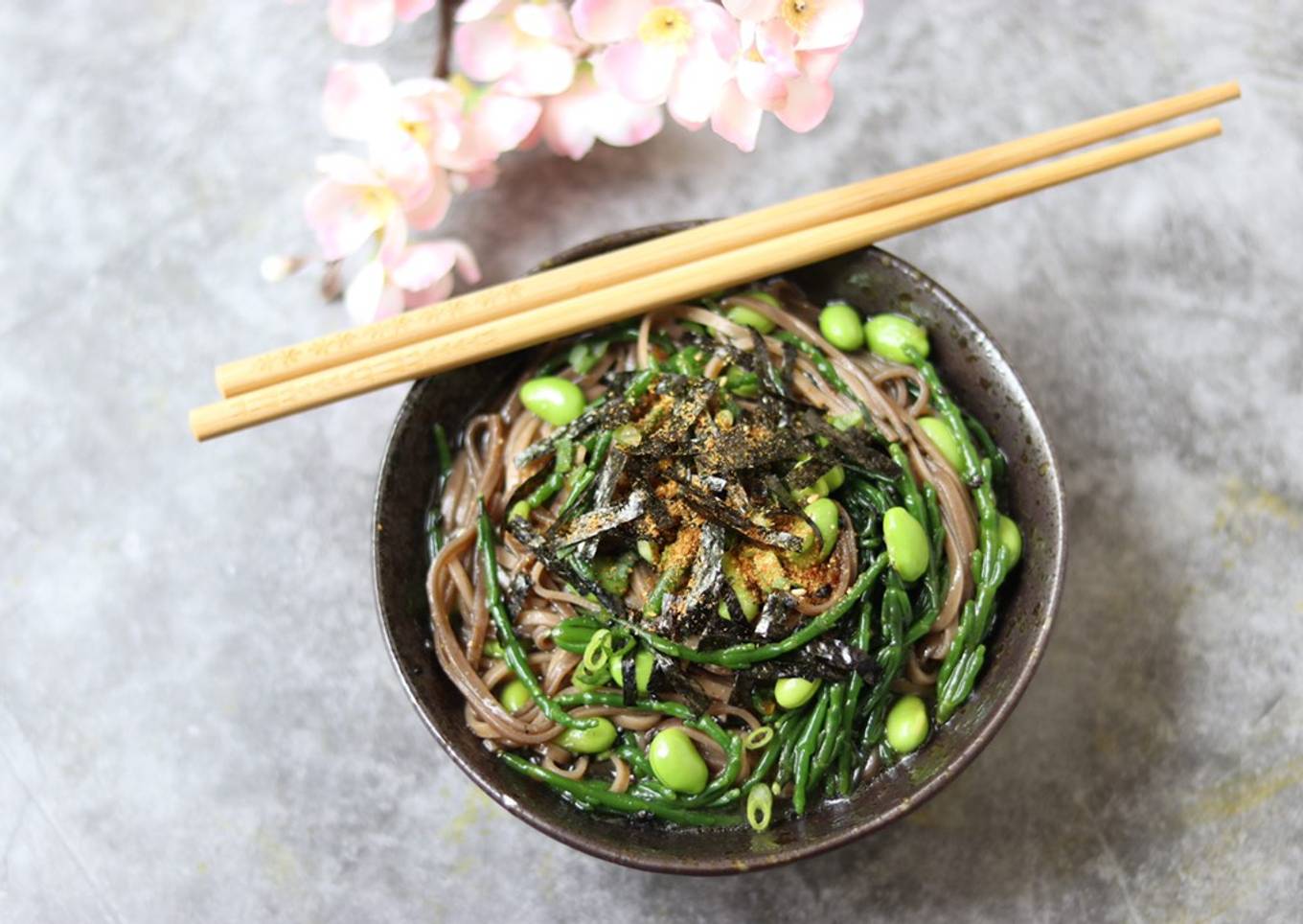 Sweet and Salty Soba and Samphire Asian Style Noodles Salad 🥗