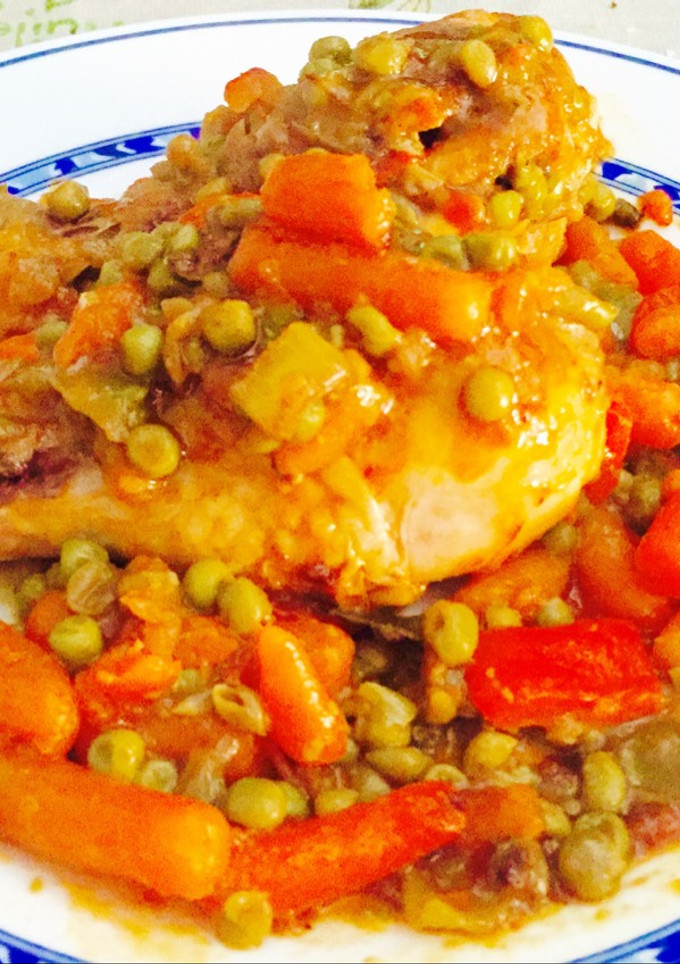 Una foto de Pollo a la jardinera con cerveza 