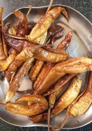 A picture of Butter Chillies.