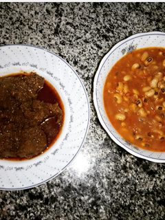 صورة لوصفة لوبيا بيضاء ولحمه بالصوص