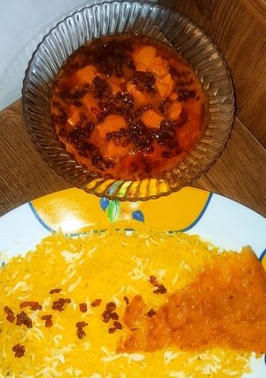 عکسی از دستور خوراک مرغ با زرشک و زعفران