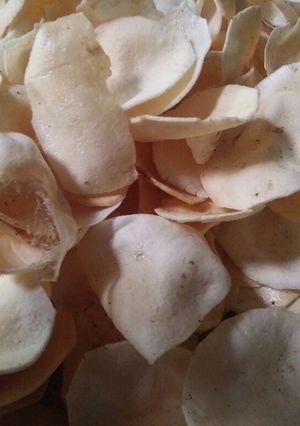 A picture of Sun Dried Potato Chips.