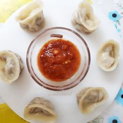 A picture of Chicken Momos.