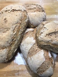 Foto di Pane ai cereali con semi