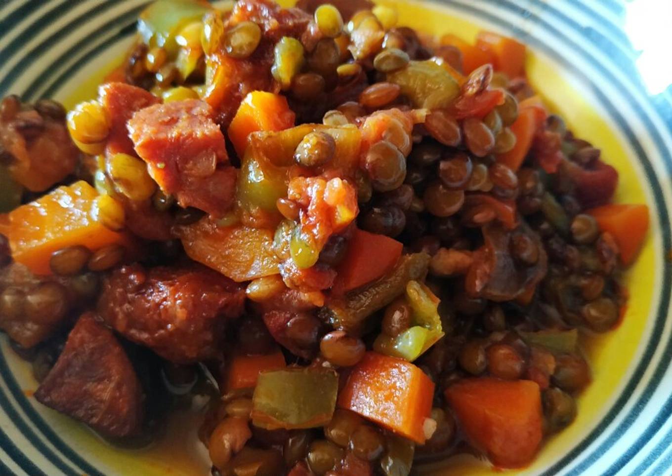 Lentejas puy con chorizo