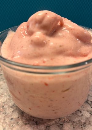 Φωτογραφία της συνταγής Παγωτό semifreddo φράουλα - μπανάνα με κονιάκ & μέλι 🍓🍌🥃🍯♥️