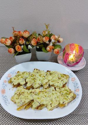 A picture of Shahi tukda.