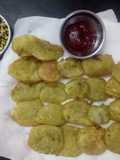 பச்சைப்பயிறு உருளைக்கிழங்கு பஜ்ஜி (sprouts potatoes bajji recipe in tamil