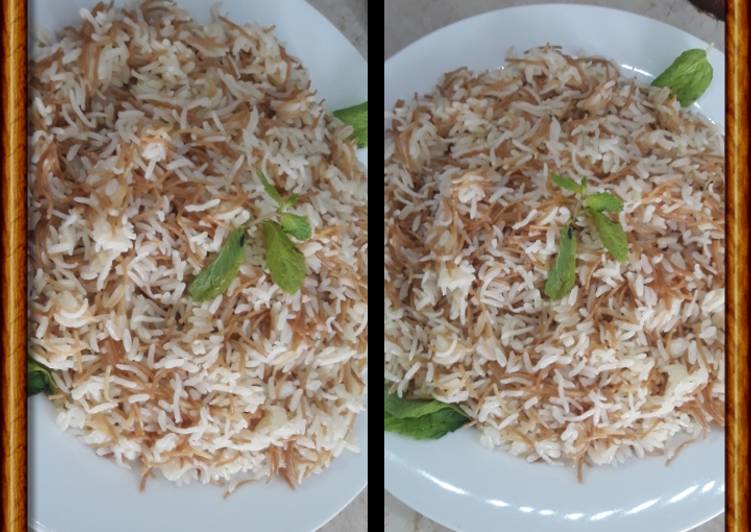 أرز بالشعيريه
