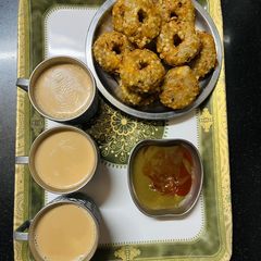 A picture of Sabudana Vada (Party Time)🧡🧡.