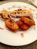 Chernia a la plancha con patatas españolas
