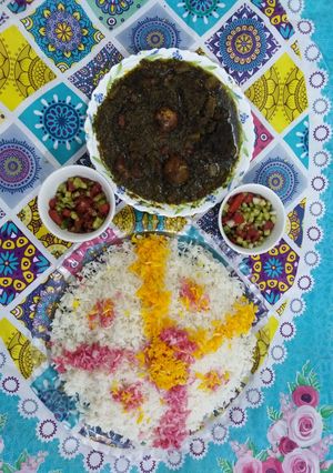 عکسی از دستور قرمه سبزی خوشمزه 😋😋😋