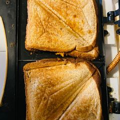 A picture of Easy quick chicken sandwich 🥪.