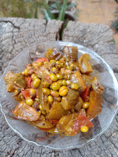 દાણા રીંગણ નુ શાક (Dana Ringan Shak Recipe In Gujarati) રેસીપી મુખ્ય ફોટો