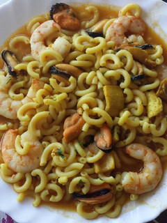 Una foto de Fideos a la marinera