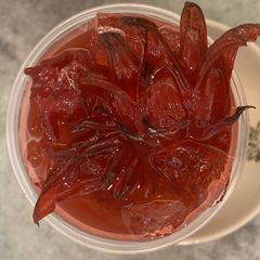A picture of Roselle tea.