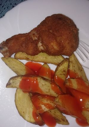 A picture of Potato wedges.