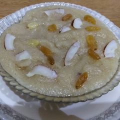 A picture of Suji ka halwa.