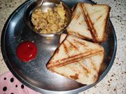 A picture of whole wheat bread slice